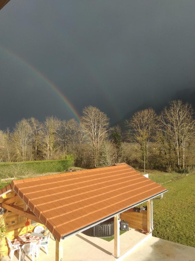 La Vallée Des Noyers
