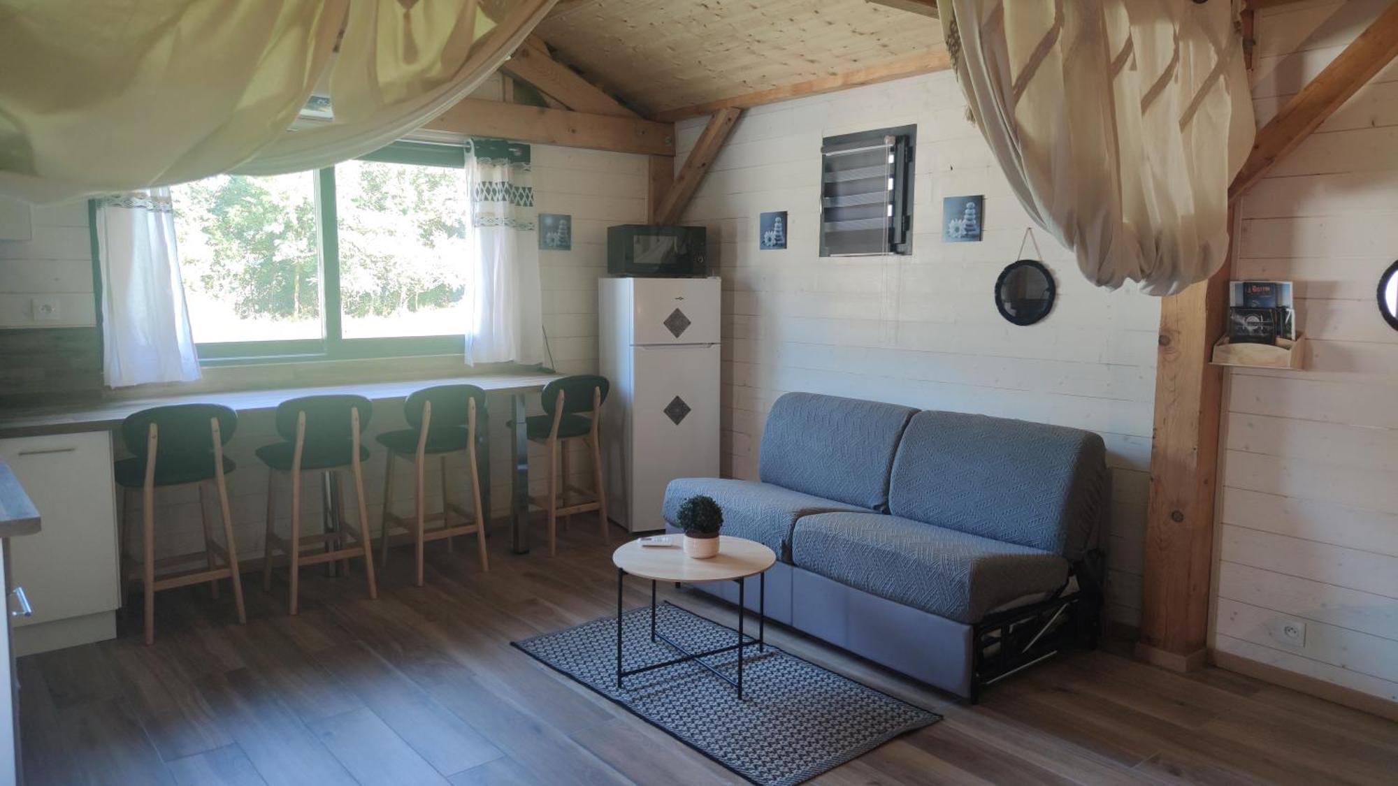 Gasthof La Vallee Des Noyers 3*